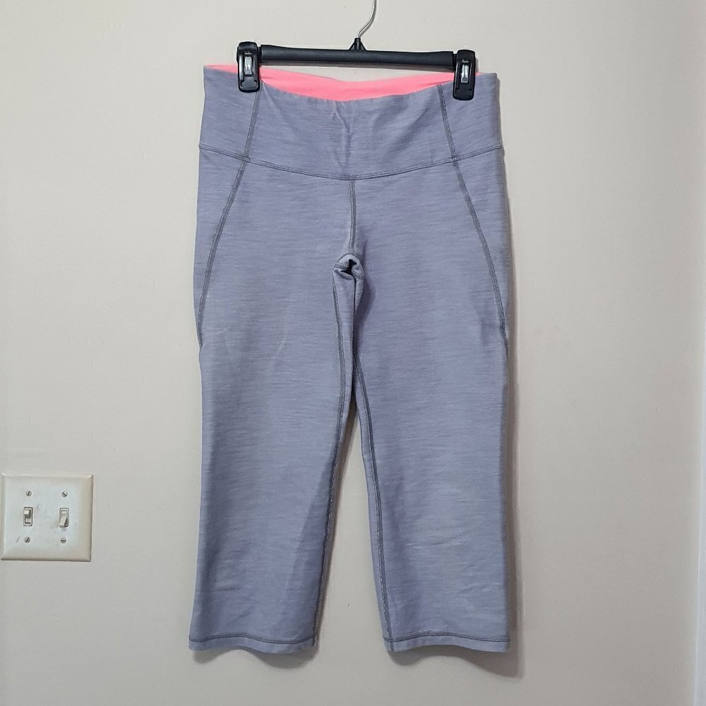 Lululemon Gather and Crow Fossil White Slub Crop - Picture 4 of 10